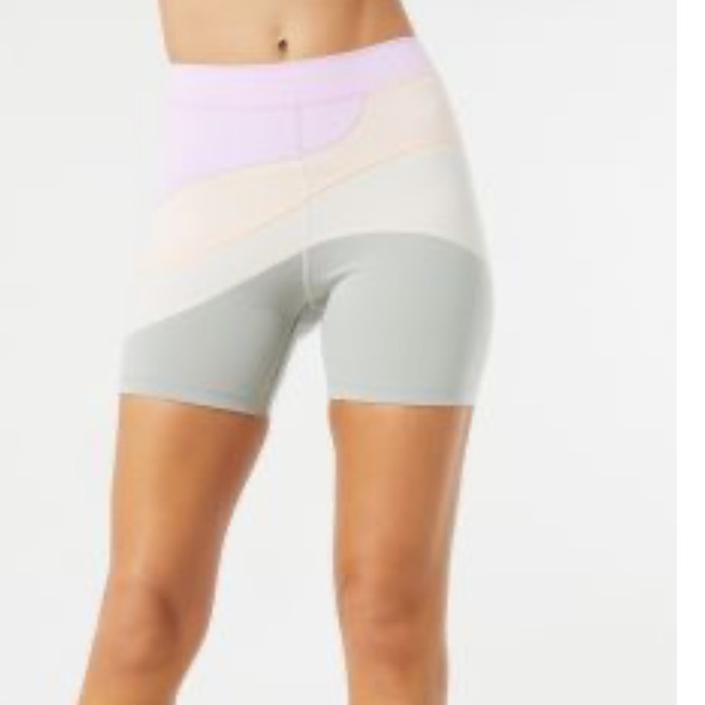 L*Space Active New Heights Short in Sage, Just Peachy, Peony & Bone. Women’s L
